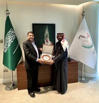 The Thailand Science and Technology Association (TSTA) held discussions with the King Abdullah Humanitarian Foundation to strengthen international cooperation.