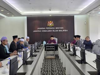 Stability and commitment from Thai Halal companies in the Malaysian market.